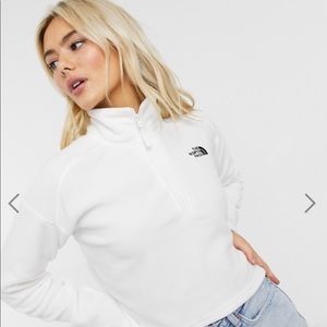 White Fleece North Face 1/4 zip
